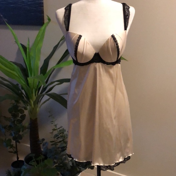 French Designer Simone Perele lingerie size36D cup